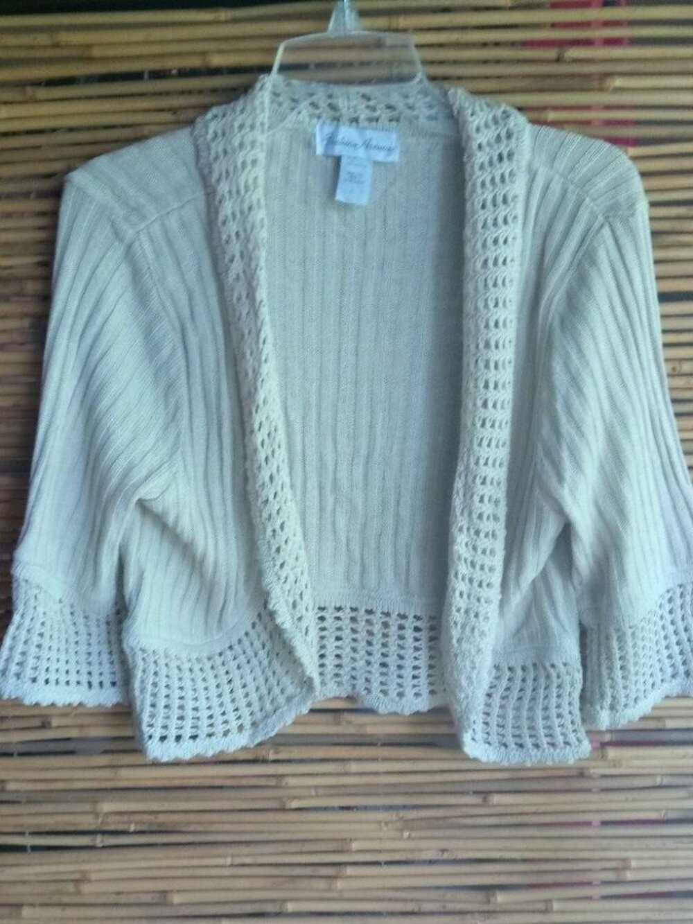 Fashion Avenue L Creme Bolero Shrug Sweater